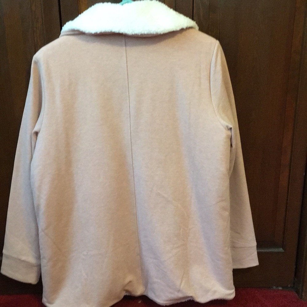 NWOT. Lands End Sherpa Jacket - Picture 3 of 7